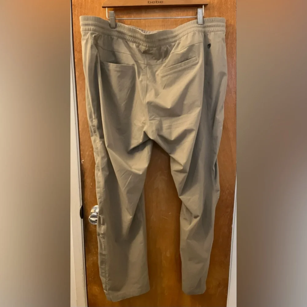 Kuhl tan active pants pull-on 2X regular - Picture 2 of 12